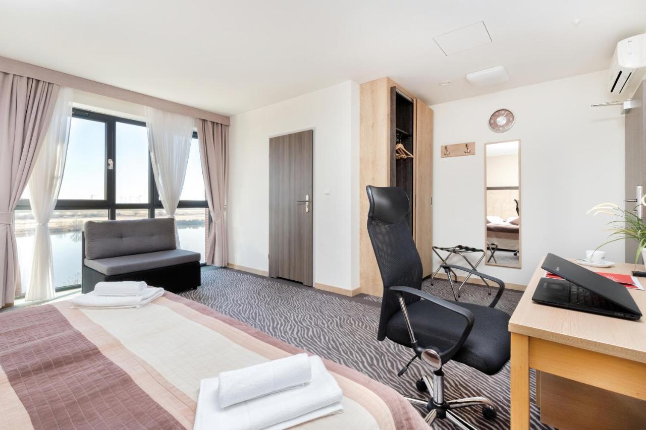 Hotel Nad Wisla Tczew Extérieur photo